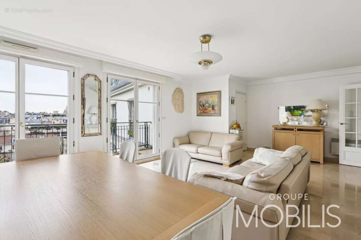 Appartement à PARIS-6E