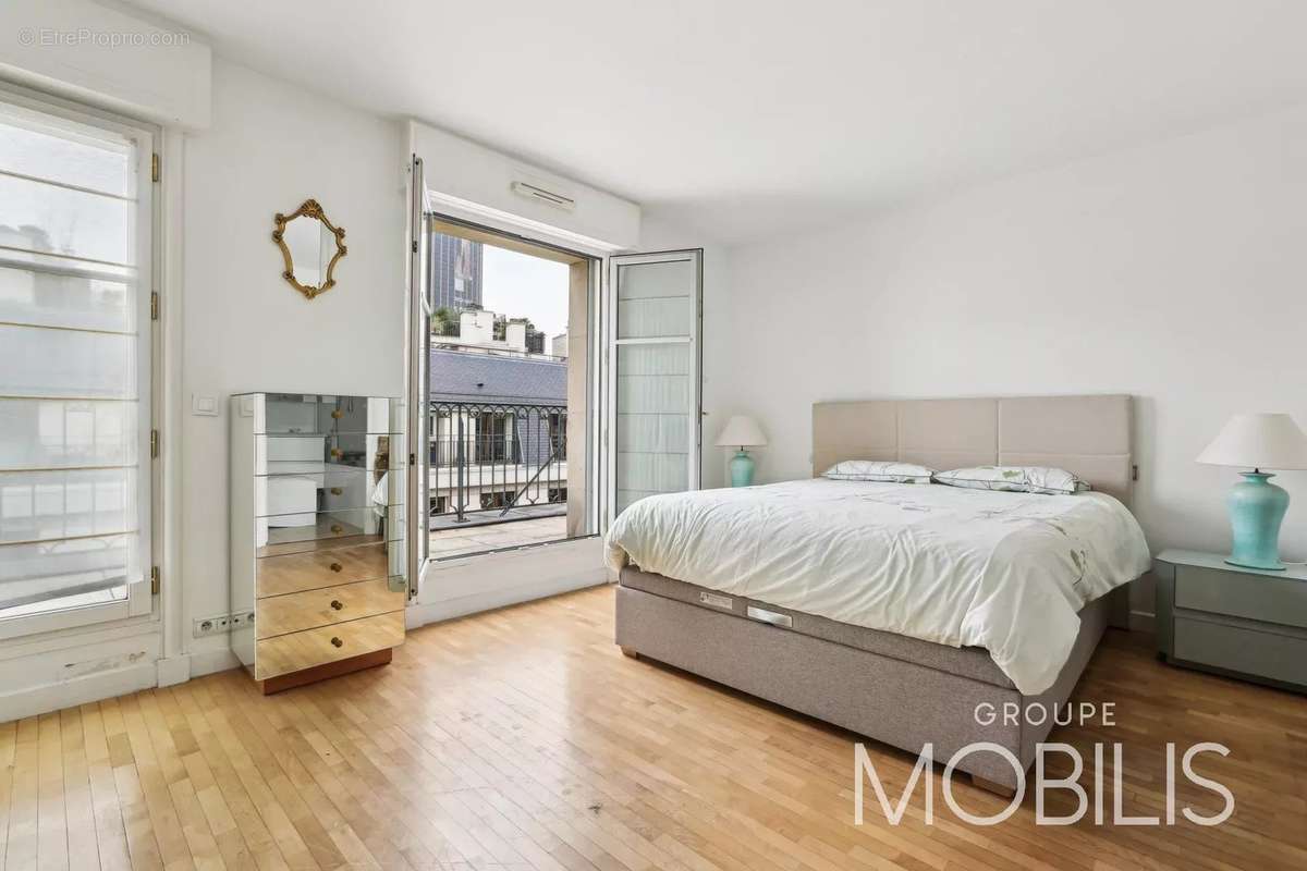 Appartement à PARIS-6E