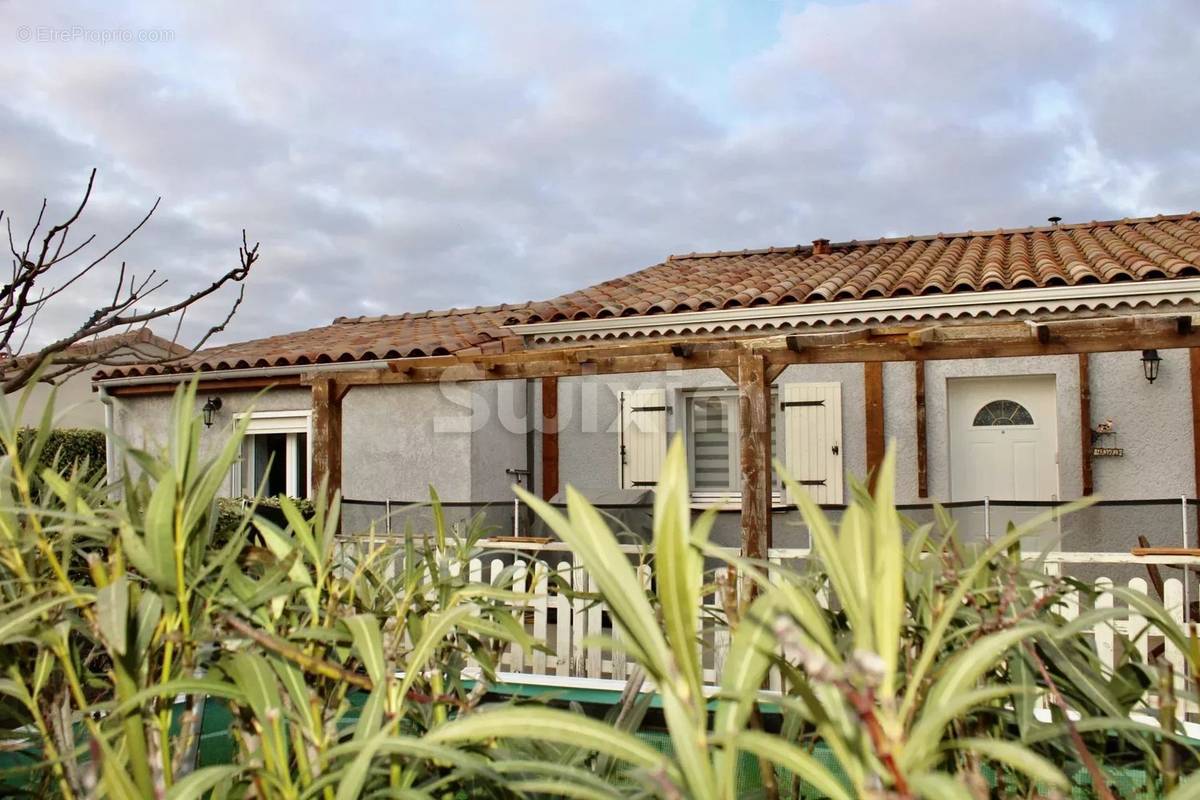 Maison à BONLIEU-SUR-ROUBION