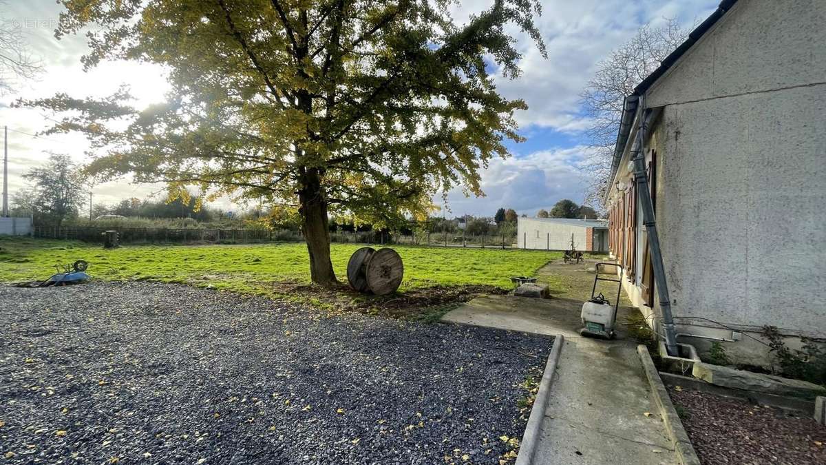 Maison à BEAUVOIS-EN-CAMBRESIS