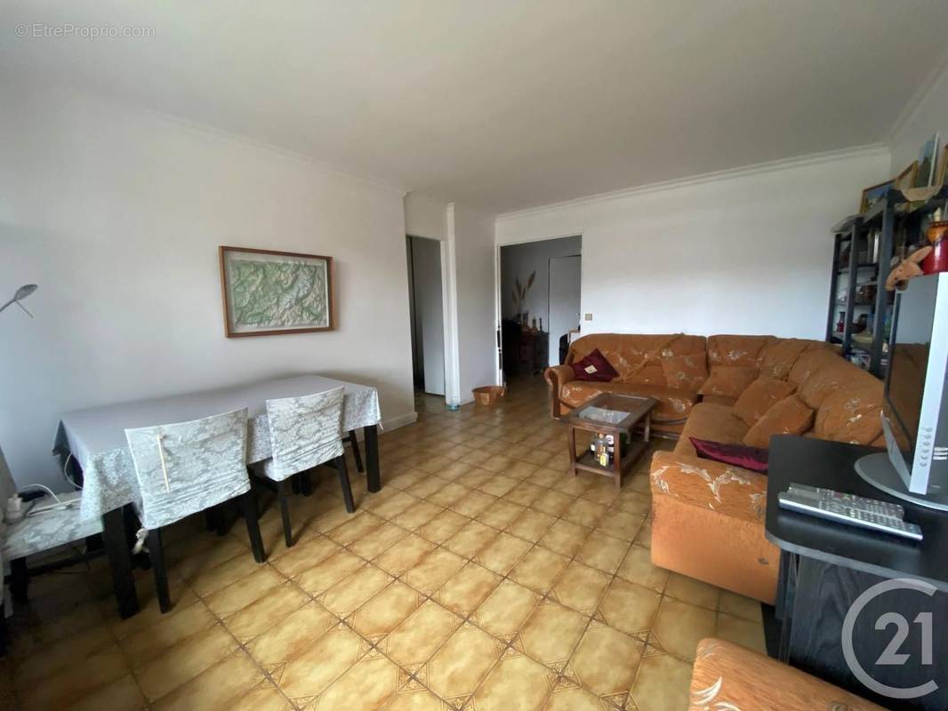 Appartement à GARGES-LES-GONESSE