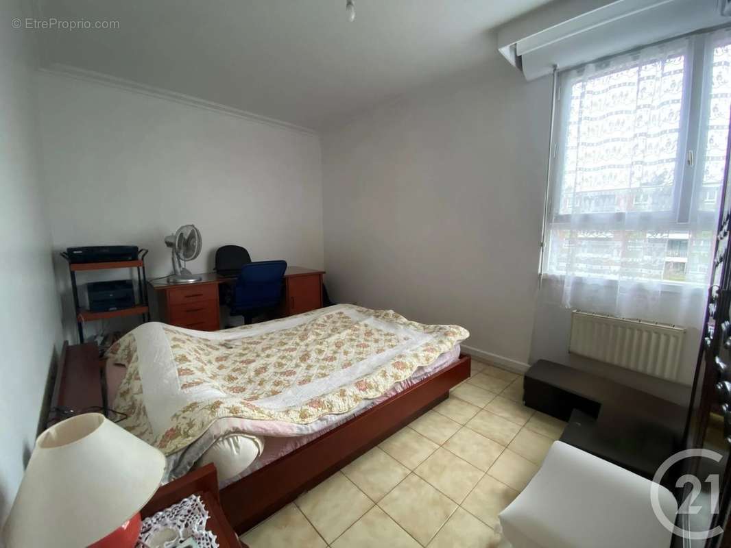 Appartement à GARGES-LES-GONESSE