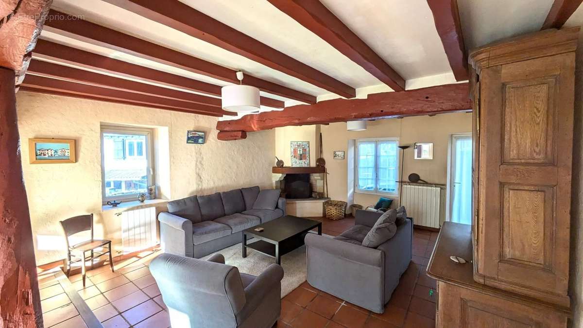 Appartement à CAMBO-LES-BAINS