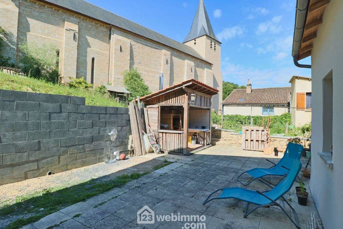 ...A la terrasse sans vis-à-vis. - Maison à CELLE-LEVESCAULT