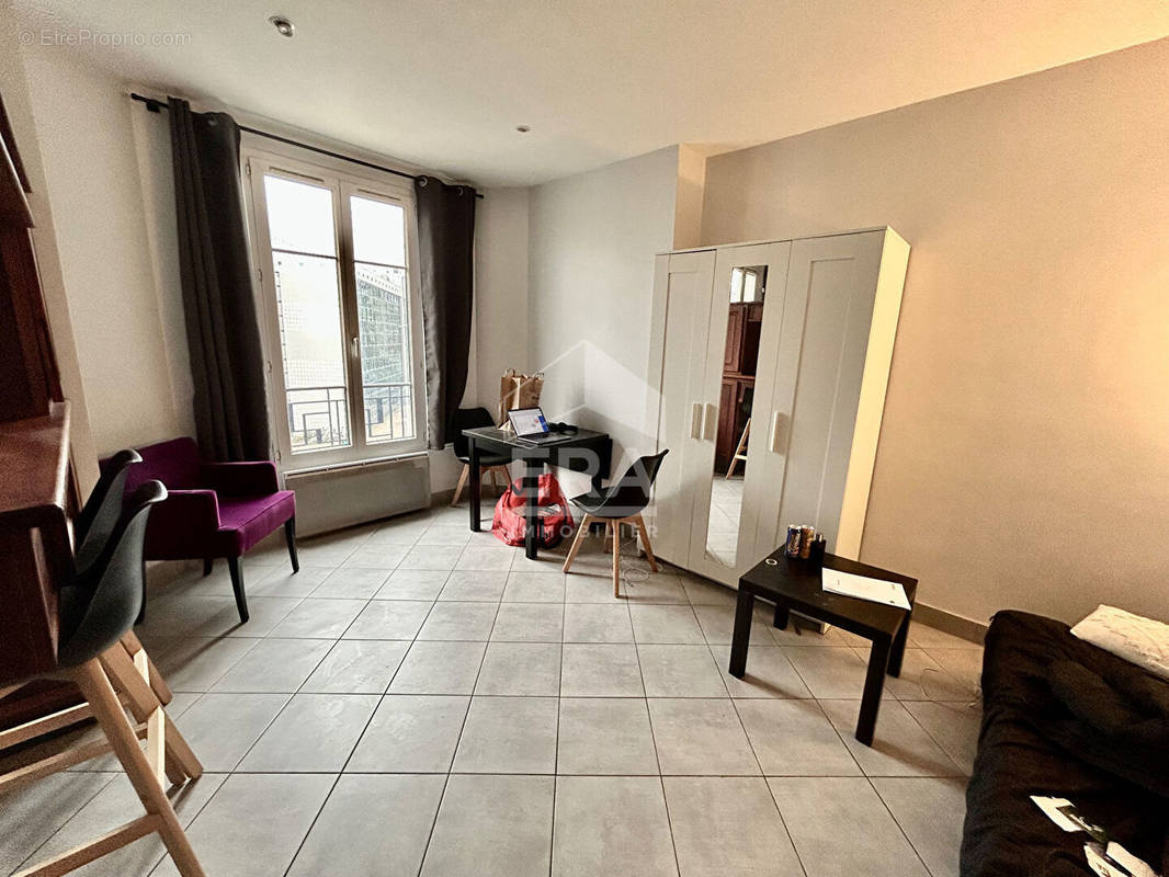 Appartement à NANTERRE