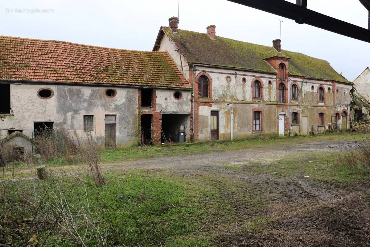 Maison à MONTMIRAIL