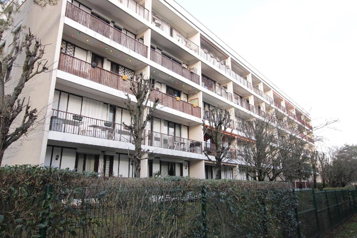 Appartement à YERRES