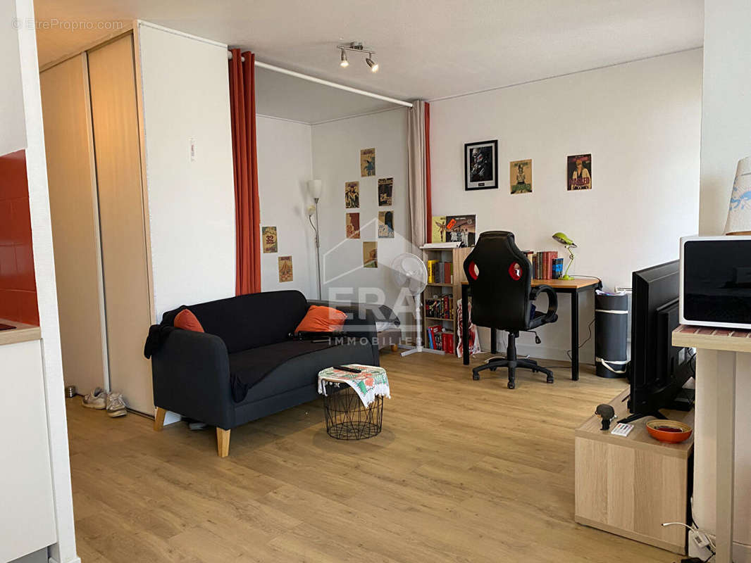 Appartement à LONS