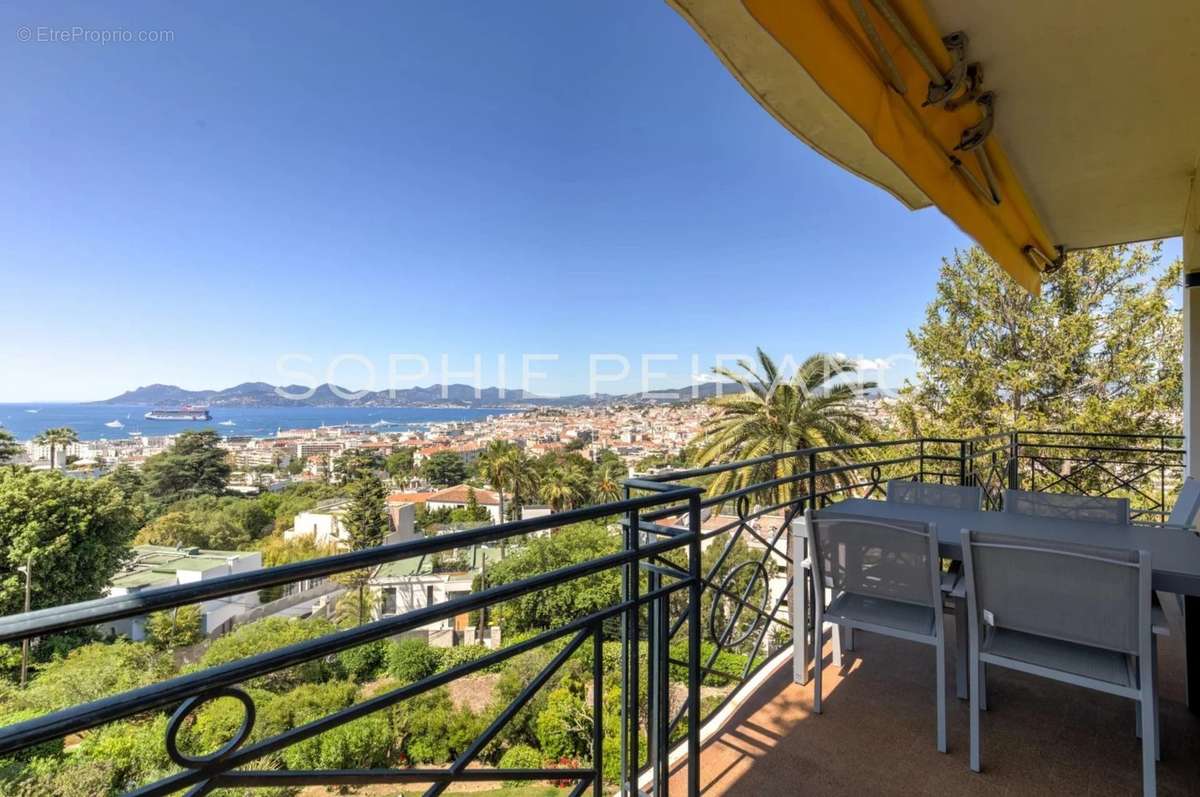 Appartement à CANNES