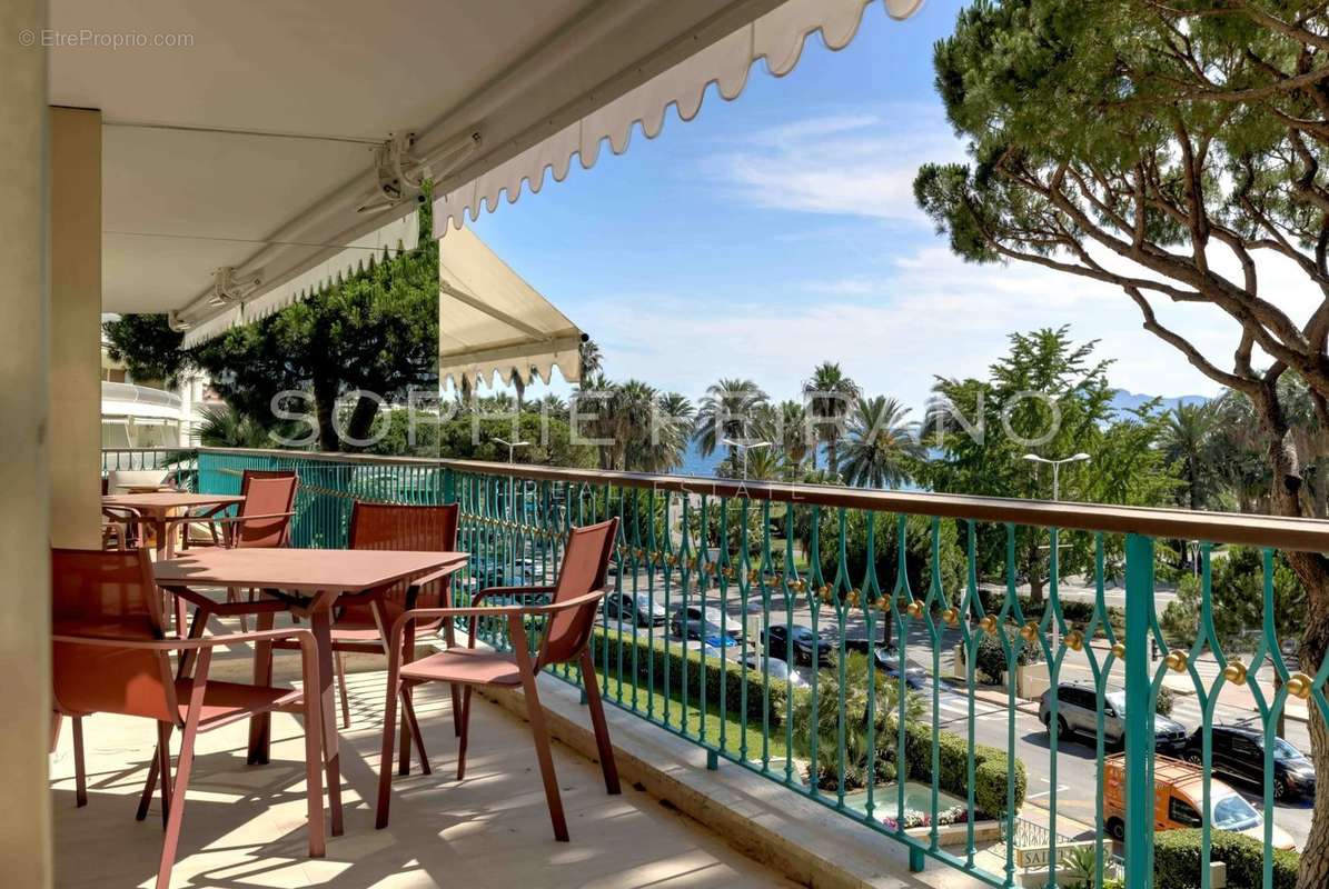 Appartement à CANNES