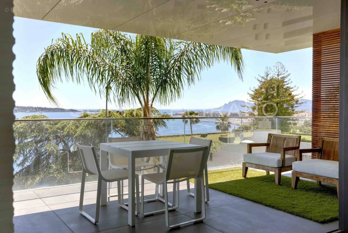 Appartement à CANNES