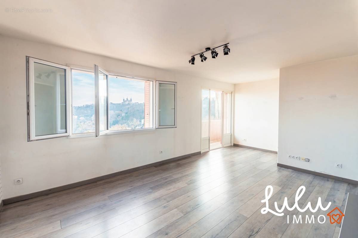 Appartement à LYON-9E