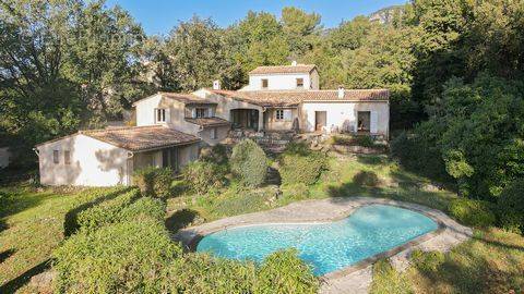 Maison à TOURRETTES-SUR-LOUP