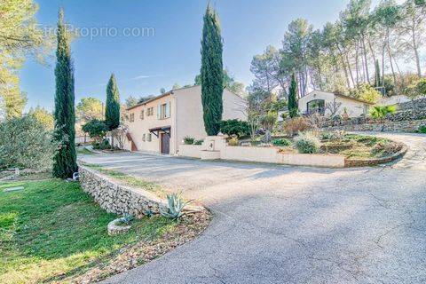 Maison à LORGUES