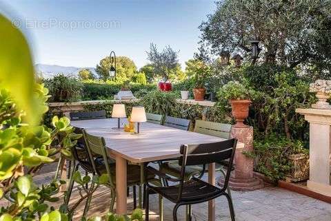 Maison à ROQUEBRUNE-CAP-MARTIN