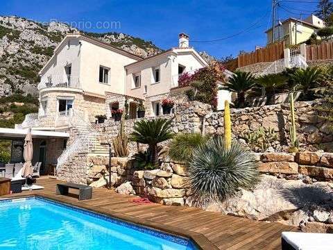 Maison à ROQUEBRUNE-CAP-MARTIN