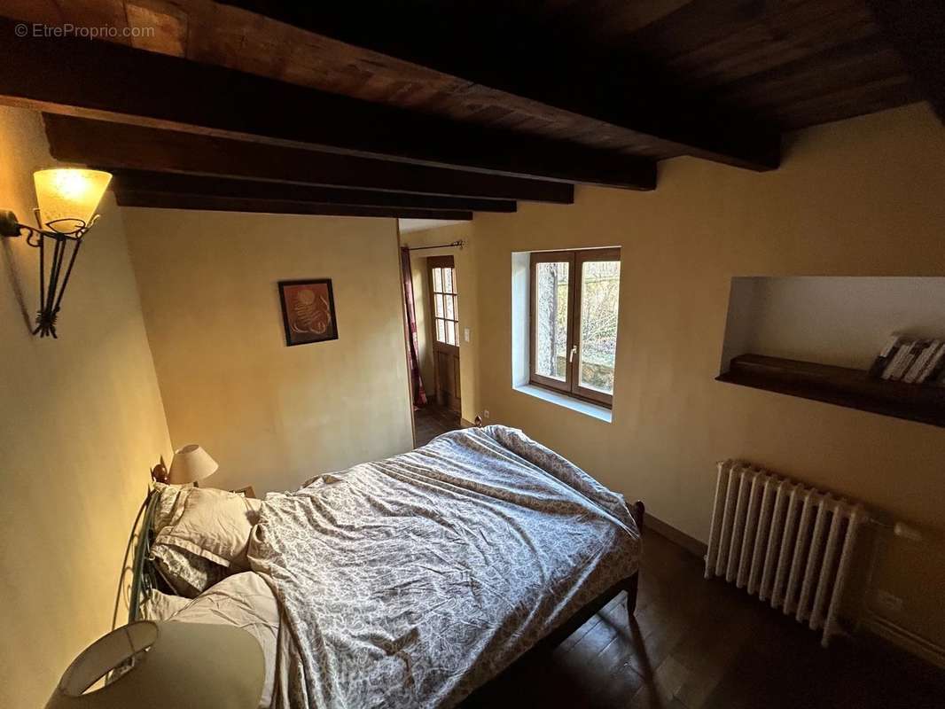 Appartement à CORCELLES-EN-BEAUJOLAIS