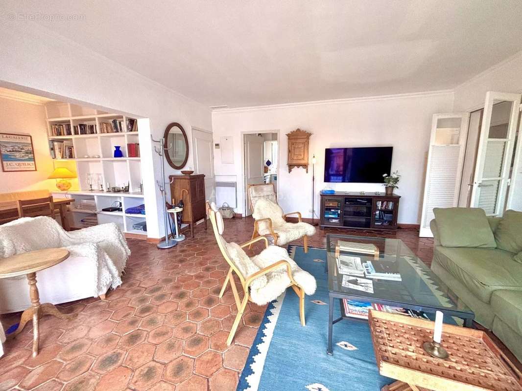 Appartement à GRIMAUD