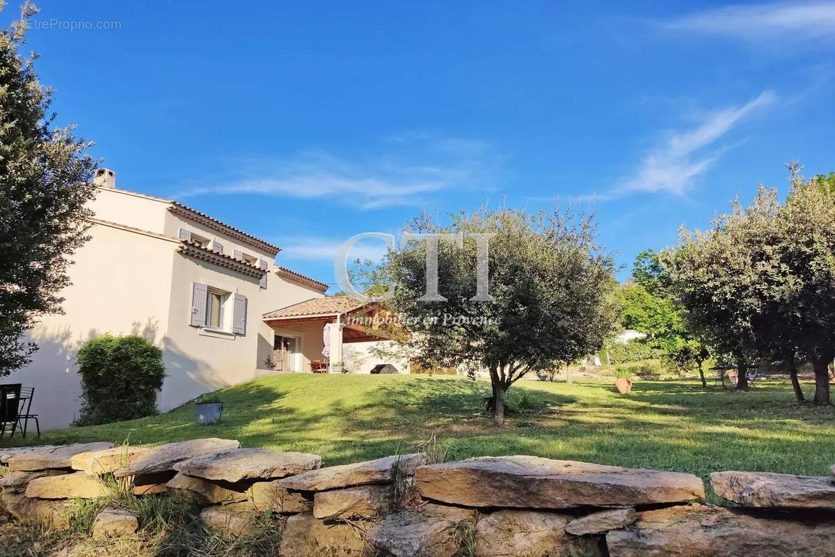 Maison à VAISON-LA-ROMAINE