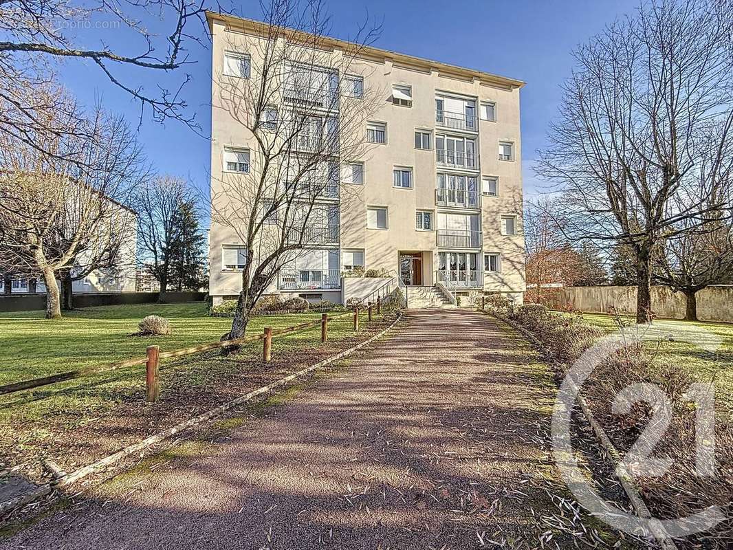 Appartement à CHEVIGNY-SAINT-SAUVEUR