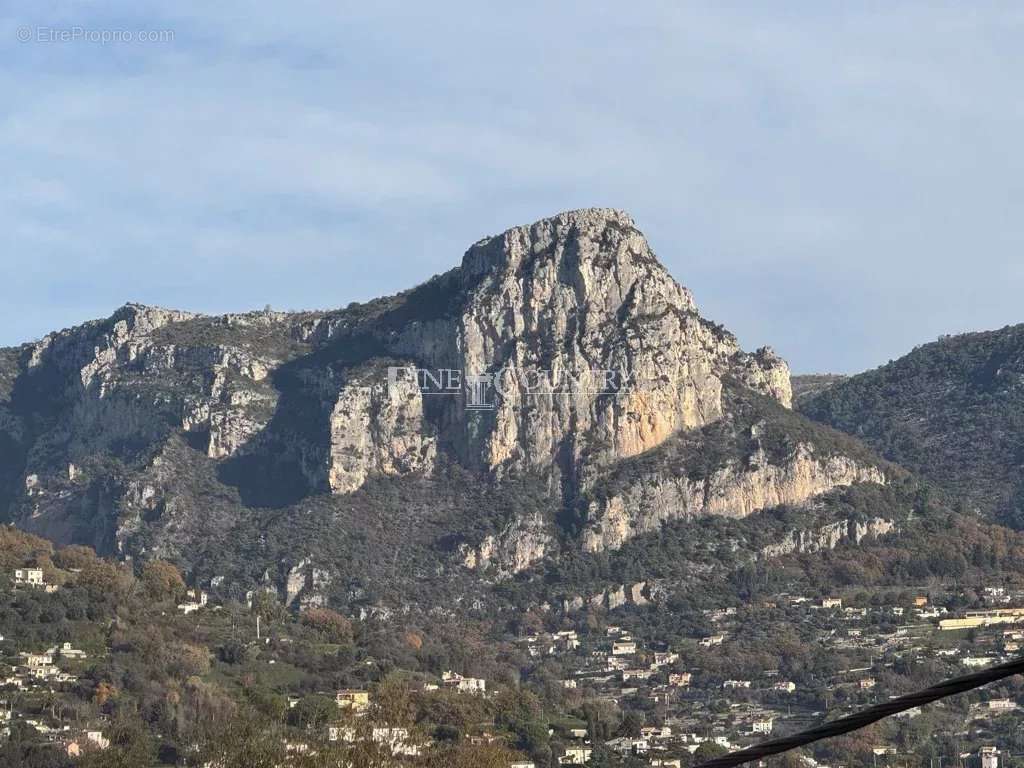 Appartement à VENCE