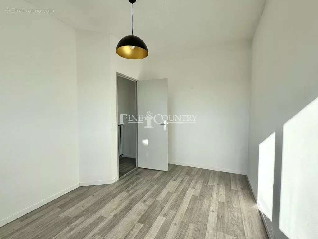 Appartement à VENCE