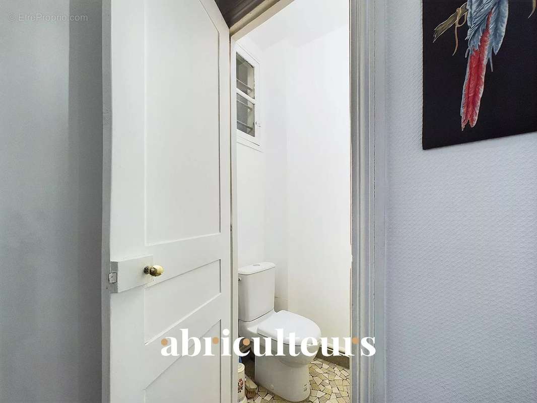 Appartement à PARIS-16E