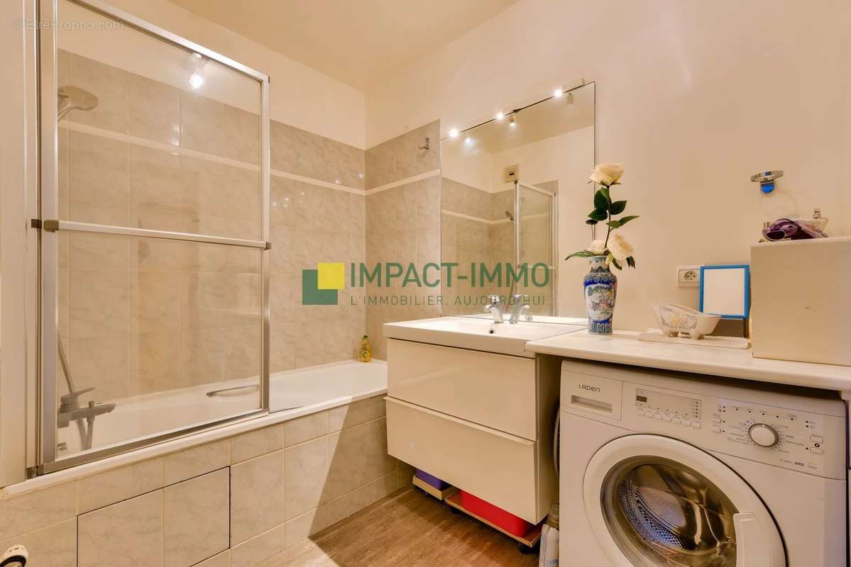 Appartement à LEVALLOIS-PERRET