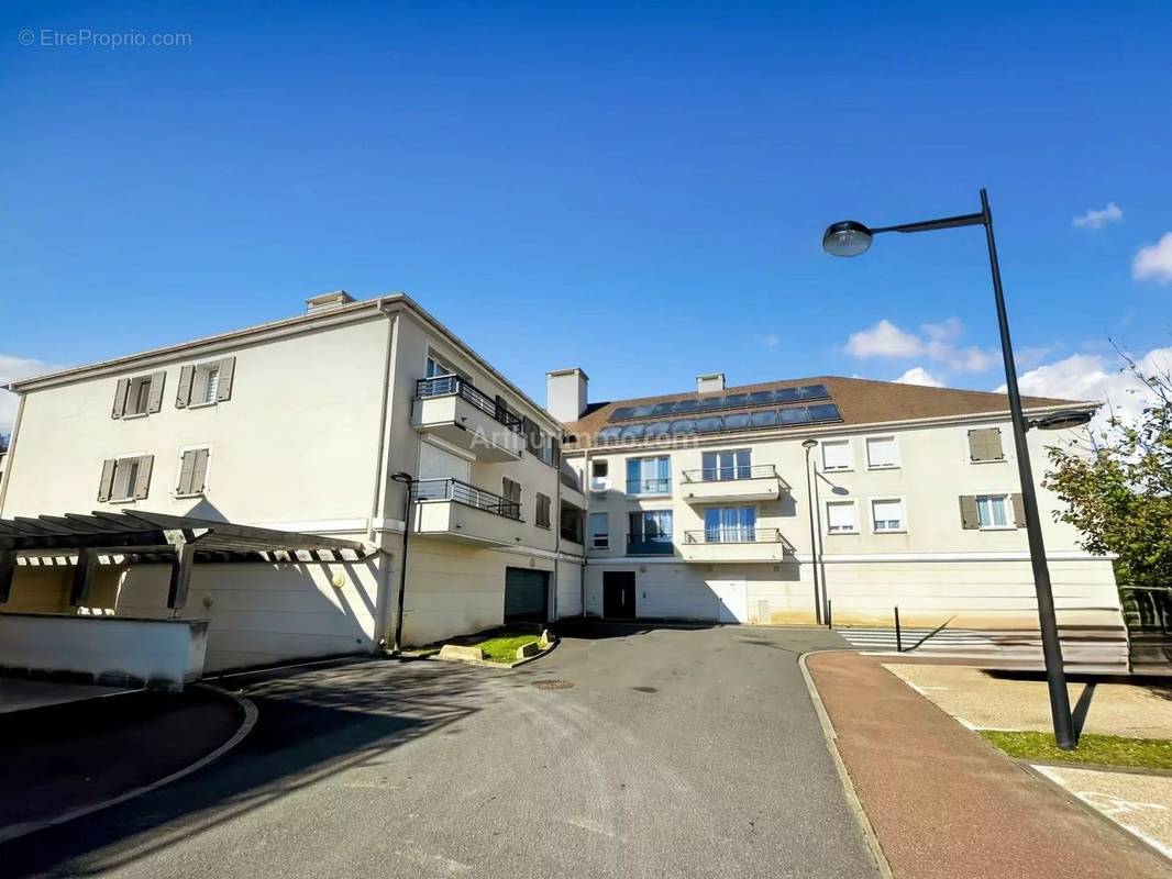 Appartement à SAINT-PIERRE-DU-PERRAY