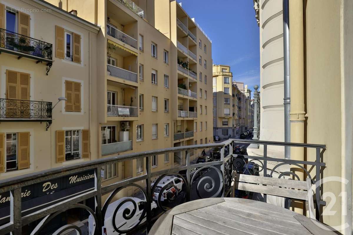 Appartement à NICE