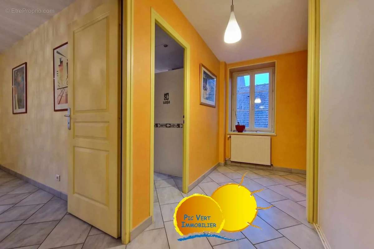 Appartement à AUXONNE