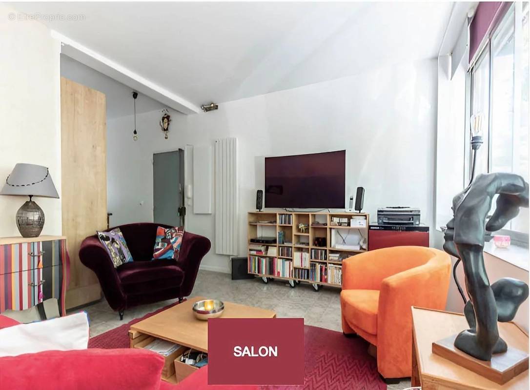 Appartement à PARIS-20E