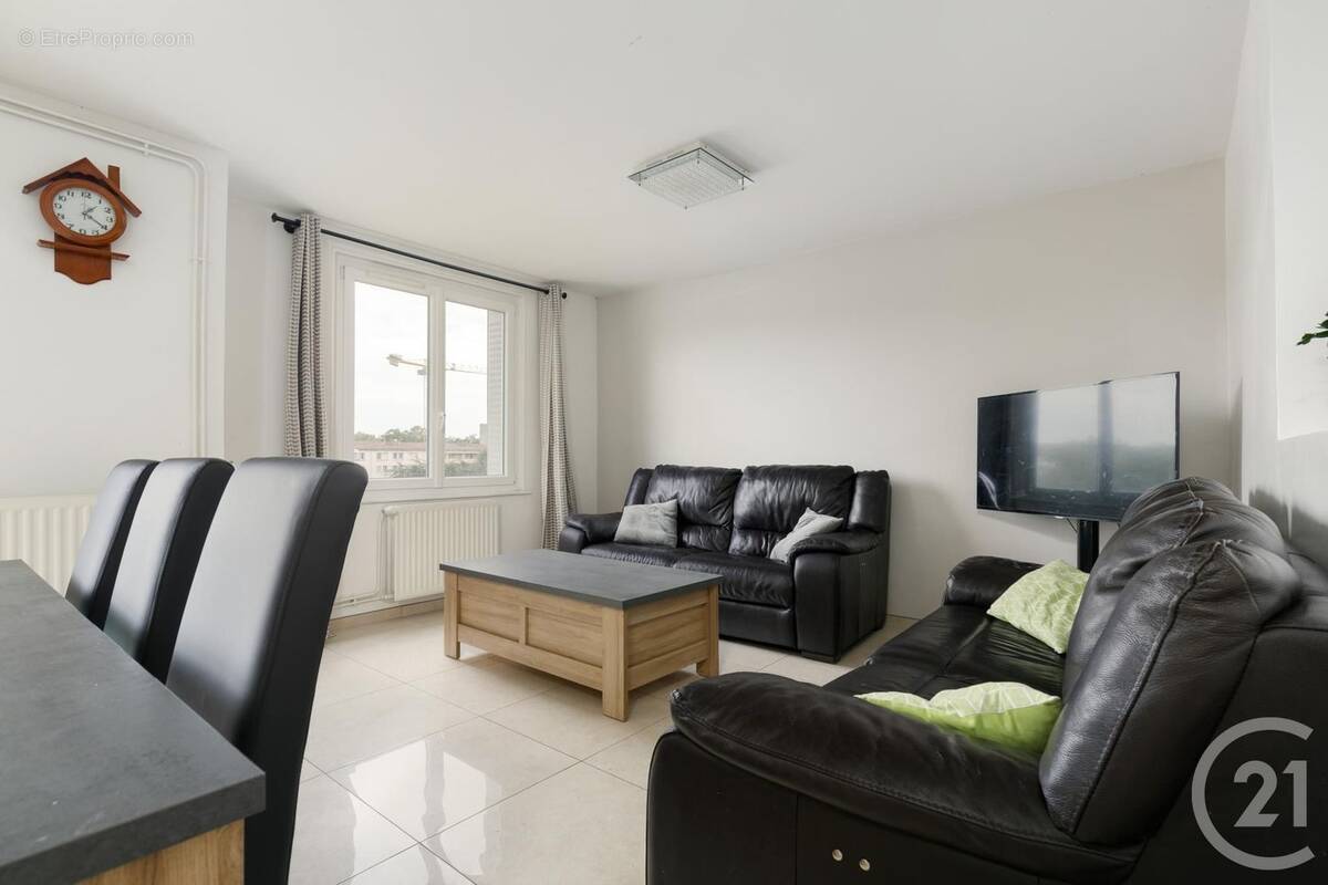 Appartement à LYON-8E