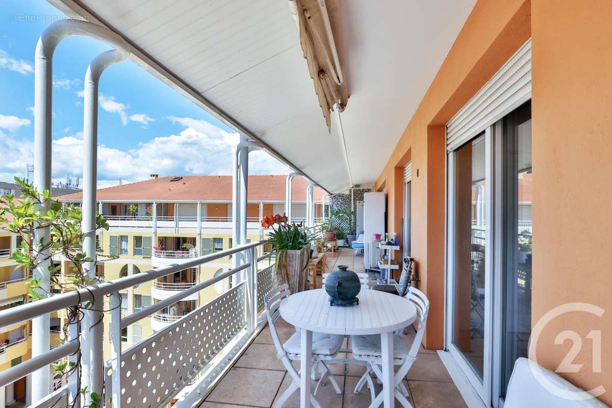 Appartement à NICE