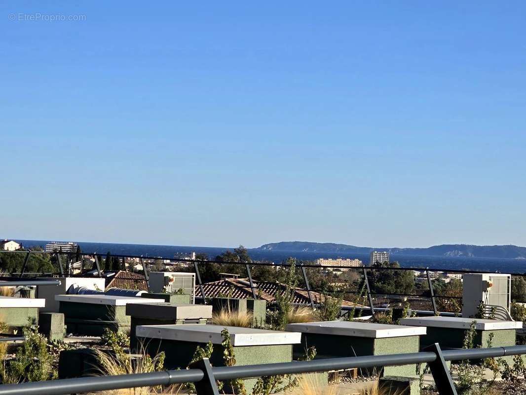 Appartement à BORMES-LES-MIMOSAS