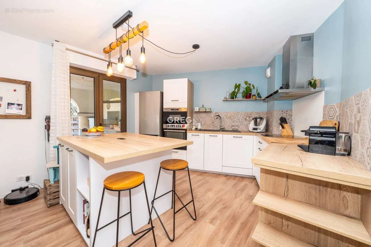 Appartement à VILLENEUVE-LOUBET