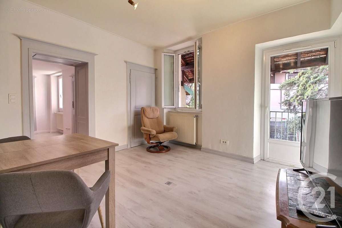 Appartement à EVIAN-LES-BAINS