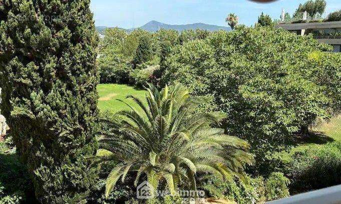 Résidence sécurisée avec Parc Paysager et Piscine - Appartement à SAINT-TROPEZ