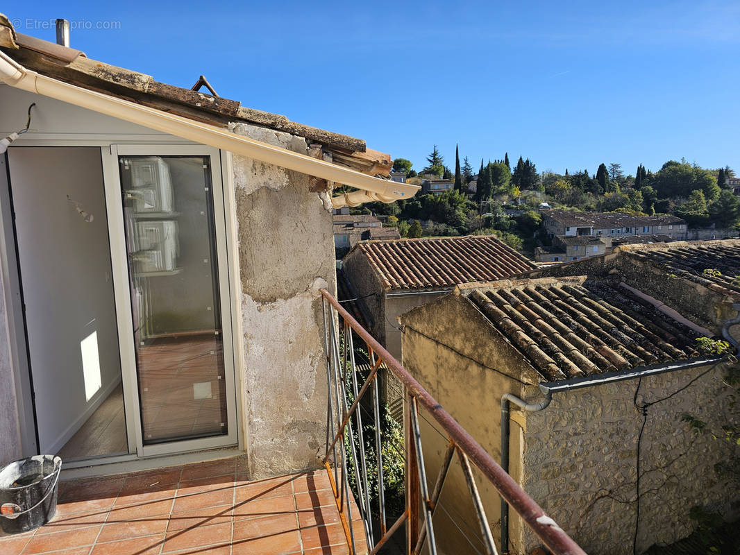 Maison à CABRIERES-D&#039;AIGUES