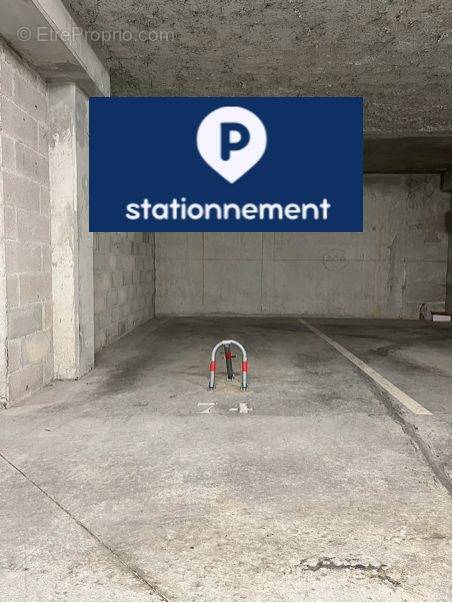 Parking à MARSEILLE-12E