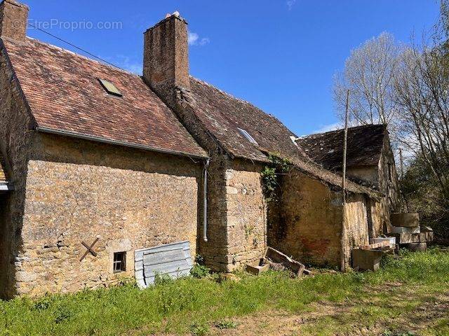 Maison à CONLIE