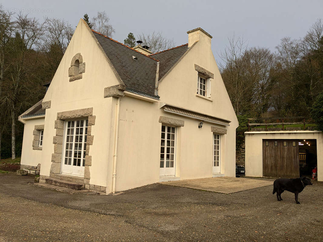 Maison à GUILLAC