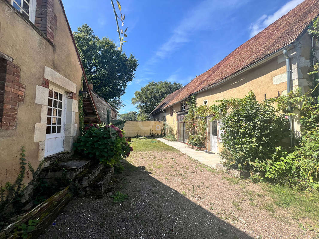 Maison à SAINT-FARGEAU