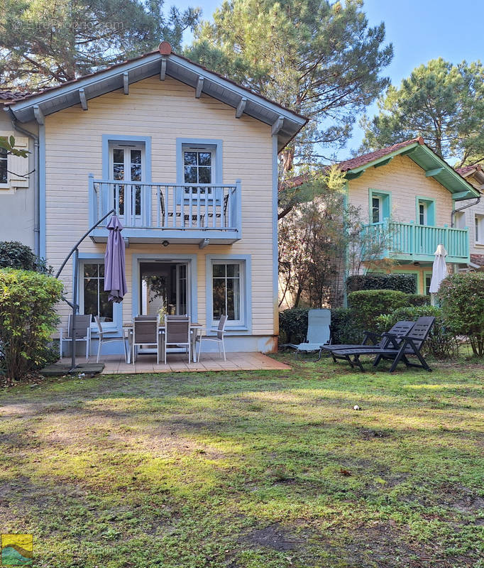 Maison à LACANAU