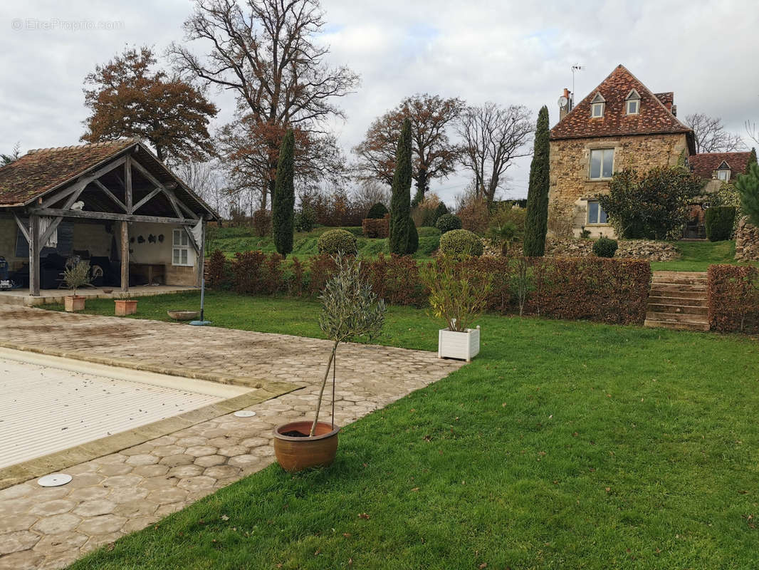 Maison à LA CHATRE