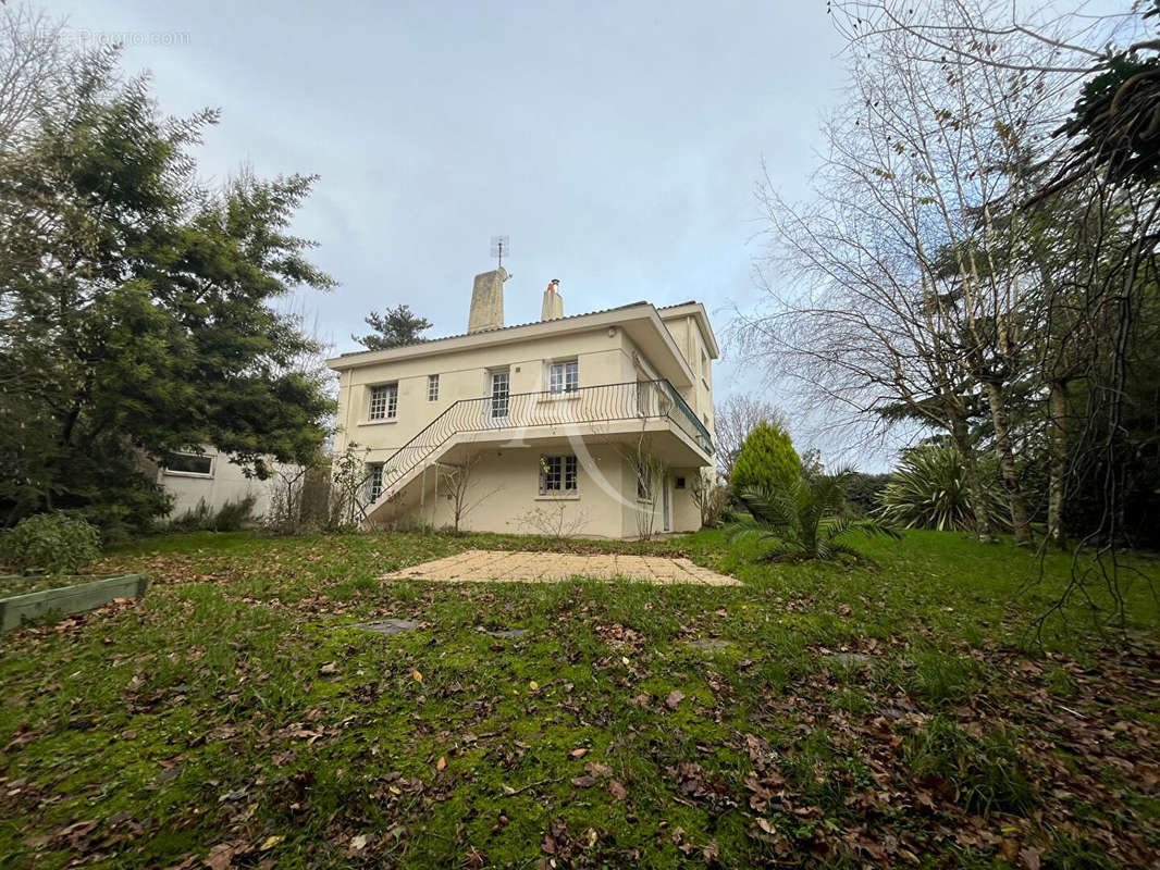 Maison à L&#039;AIGUILLON-SUR-VIE