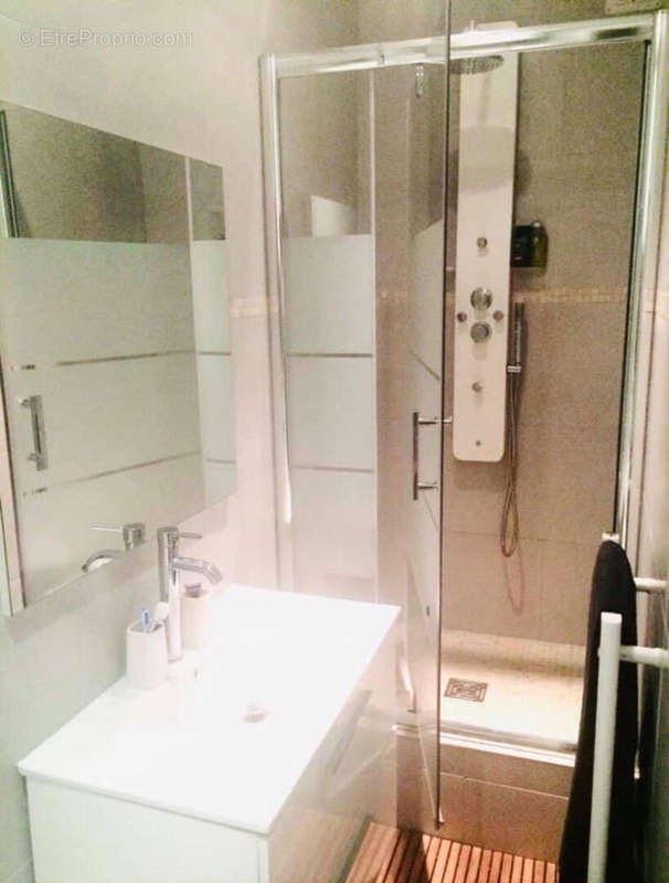 Appartement à PARIS-2E