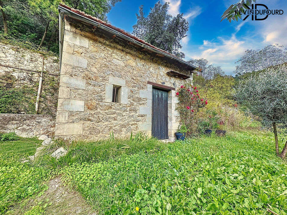 Maison à PONT-DE-LABEAUME