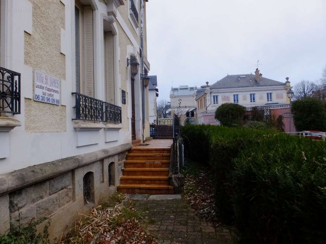 Appartement à NERIS-LES-BAINS