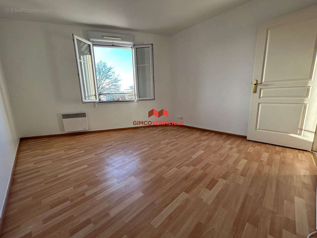 Appartement à PONTOISE